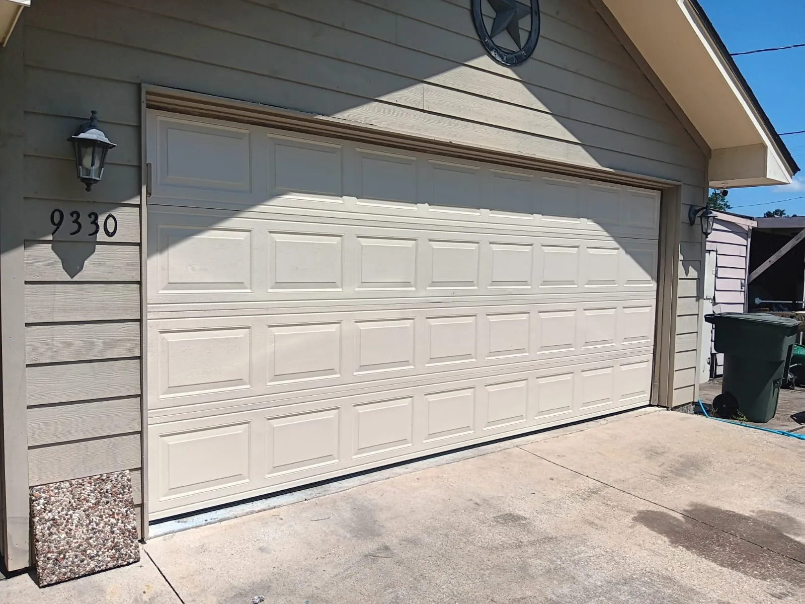 Custom Garage Doors in Memorial, TX by Lemus Garage Door Services